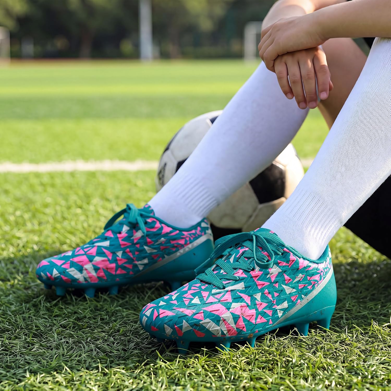 Kids' Lightweight Soccer Shoes - Image 2